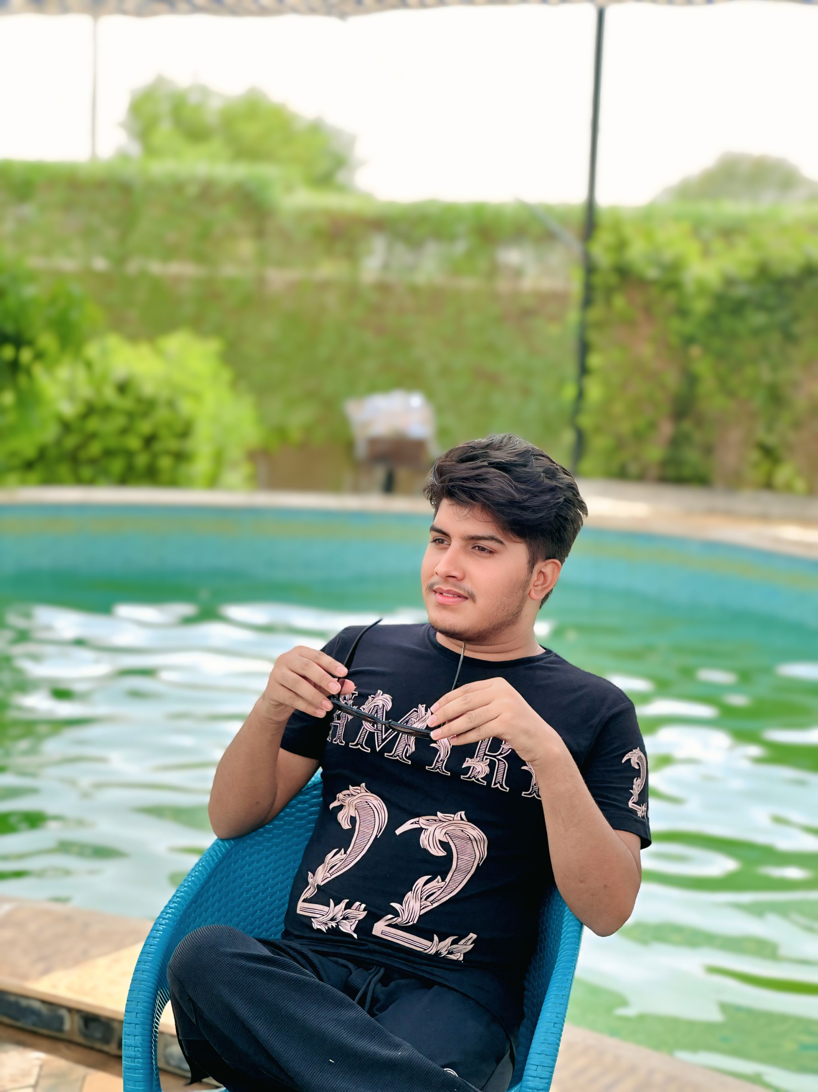Aon Raza